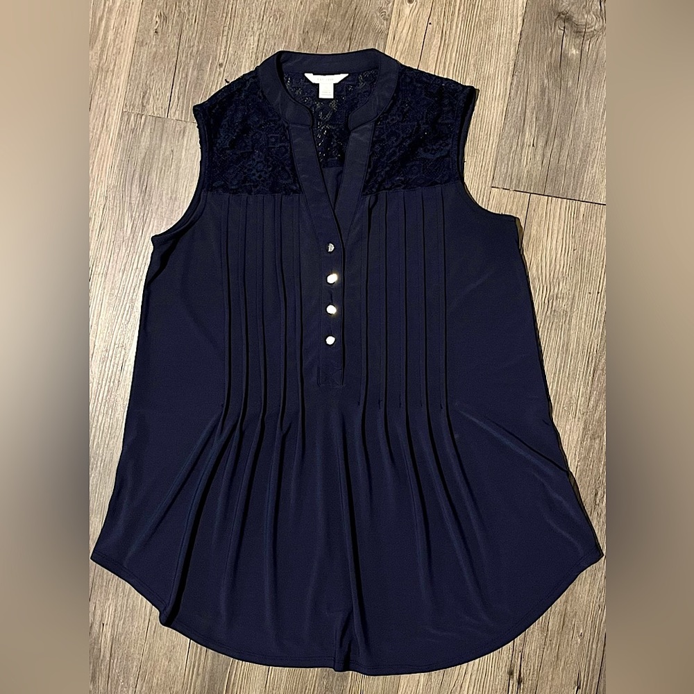 est. 1946 Women’s Small Navy Flowy Sleeveless Tunic Top
